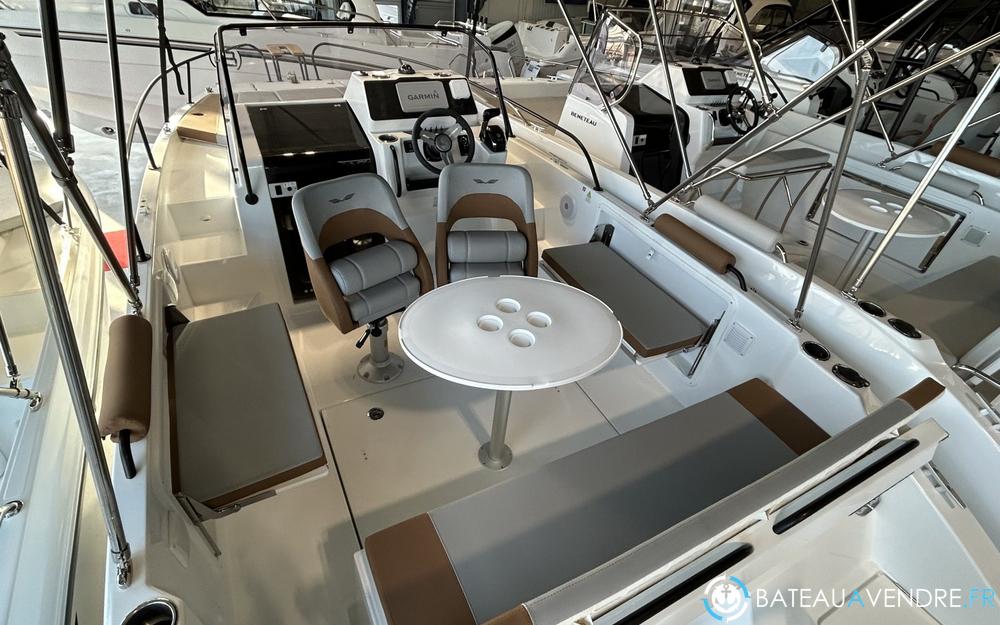 Beneteau Flyer 7 SUNdeck interieur photo 4