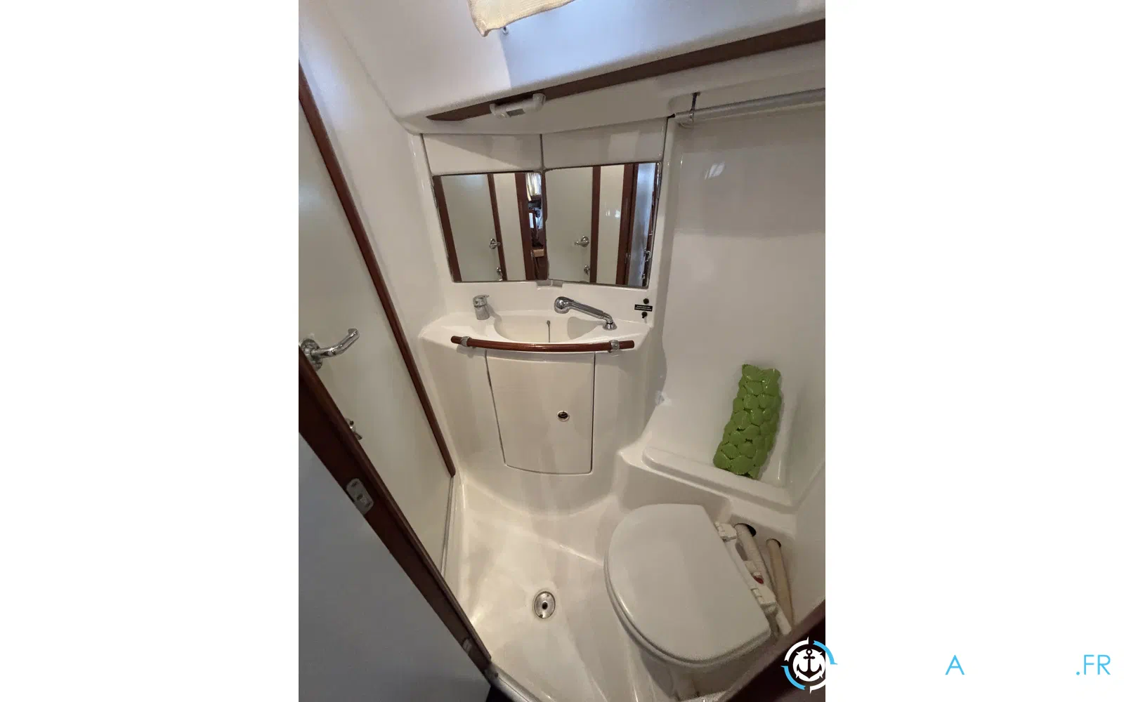 slider 10 Beneteau Oceanis 423