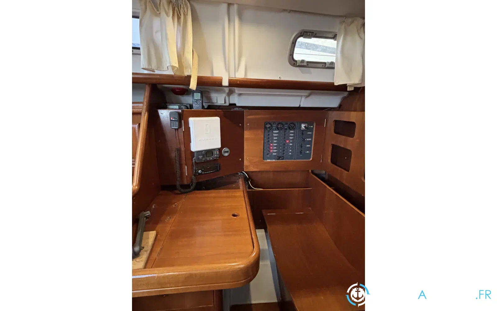 slider 15 Beneteau Oceanis 423