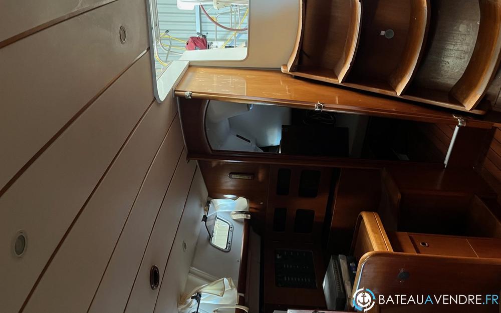 Beneteau Oceanis 423 interieur photo 4