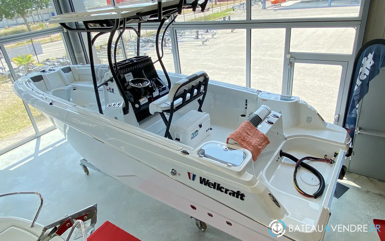 slider 1 Wellcraft Fisherman 242