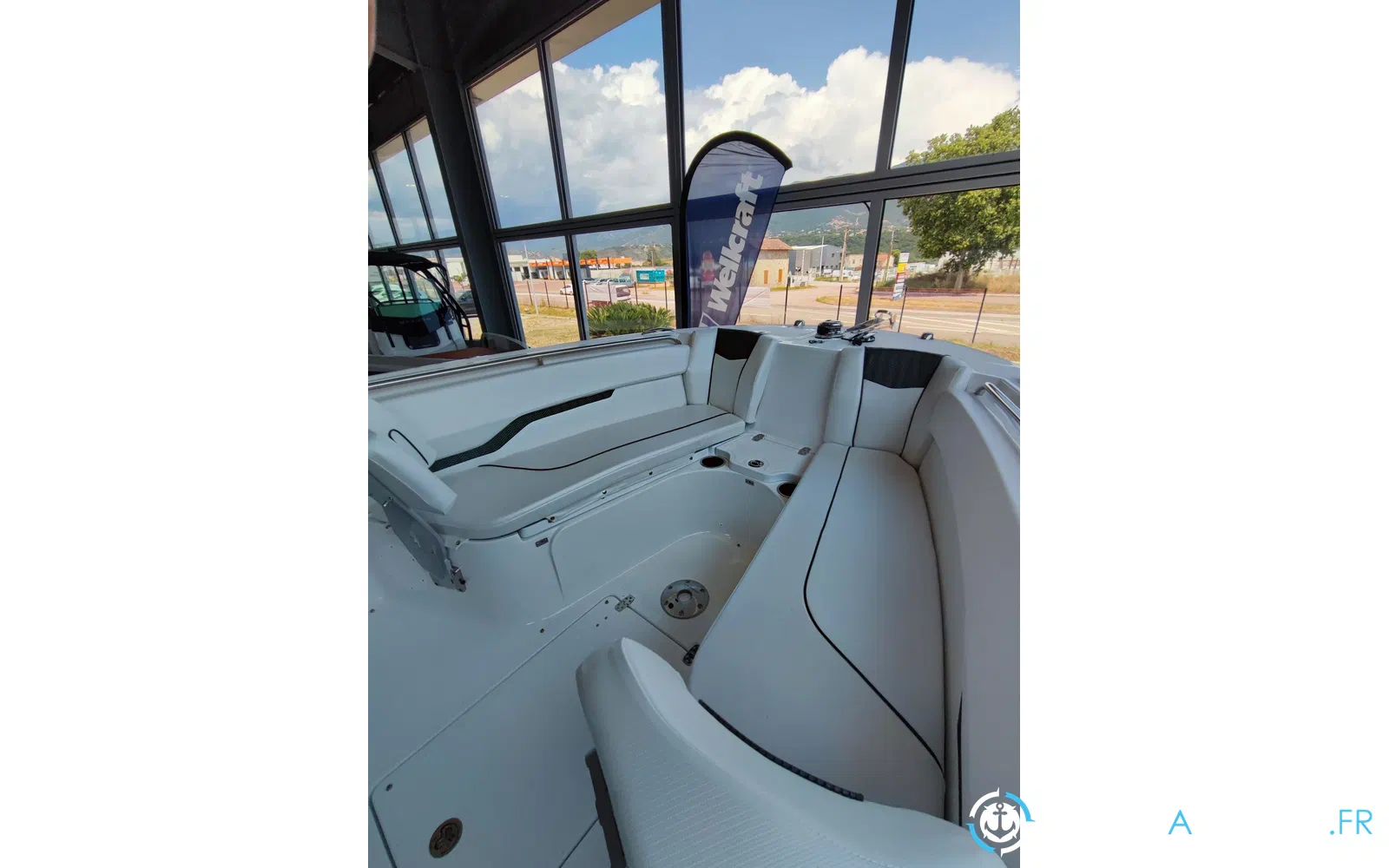 slider 6 Wellcraft Fisherman 242