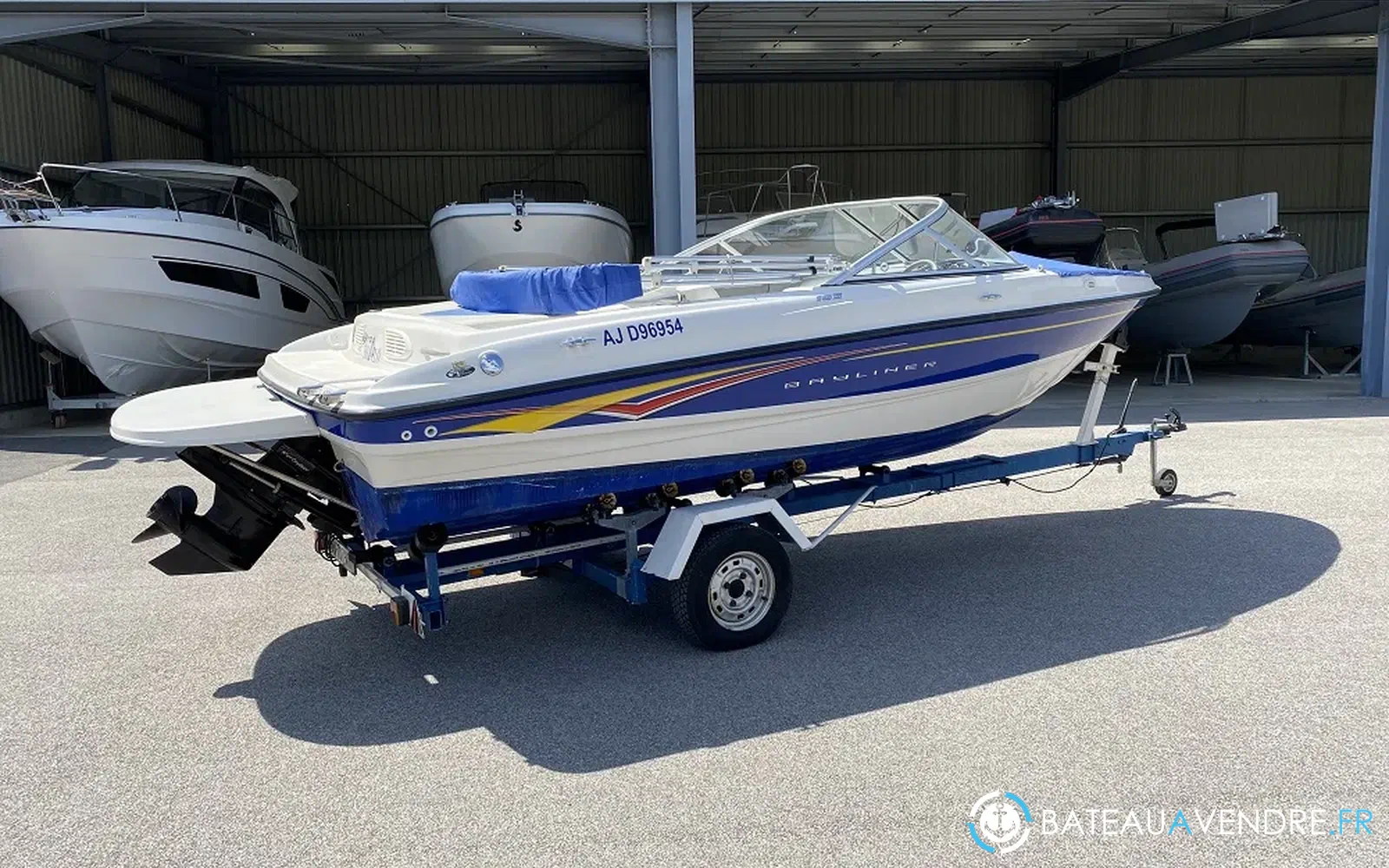 slider 2 Bayliner 185 BR
