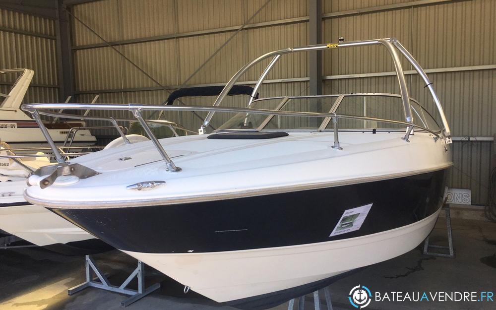 Bayliner Capri 2352 exterieur photo de présentation