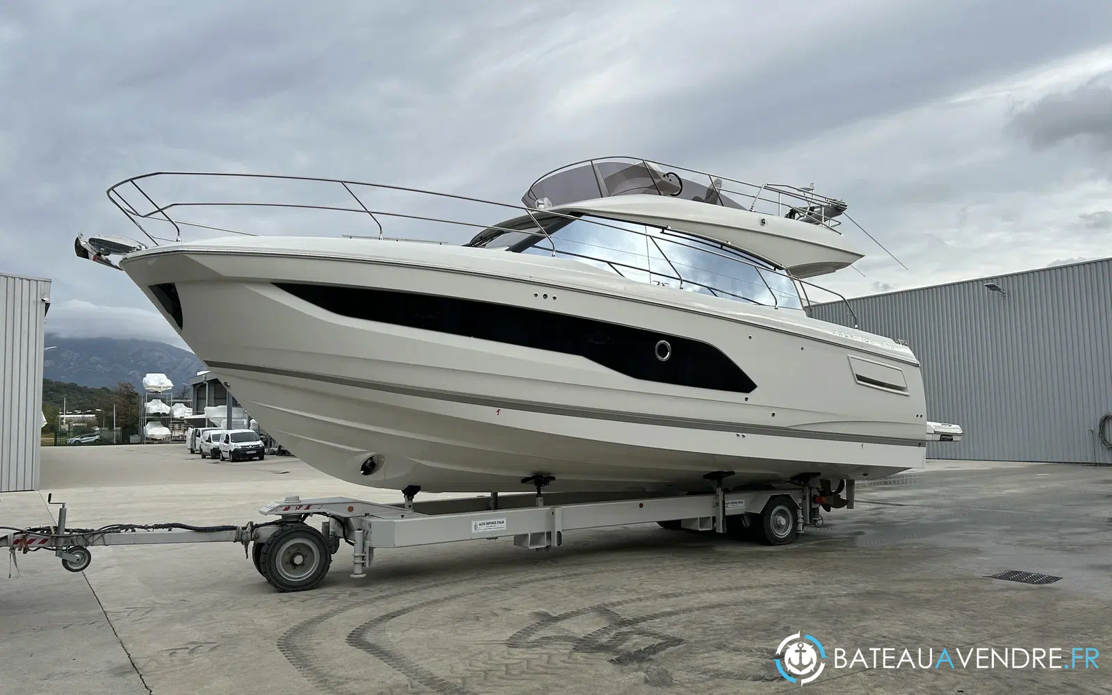 slider 3 Prestige Yachts 420 Fly