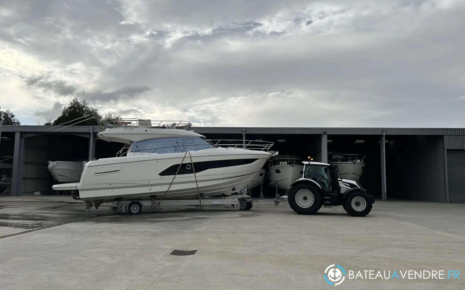 slider 5 Prestige Yachts 420 Fly
