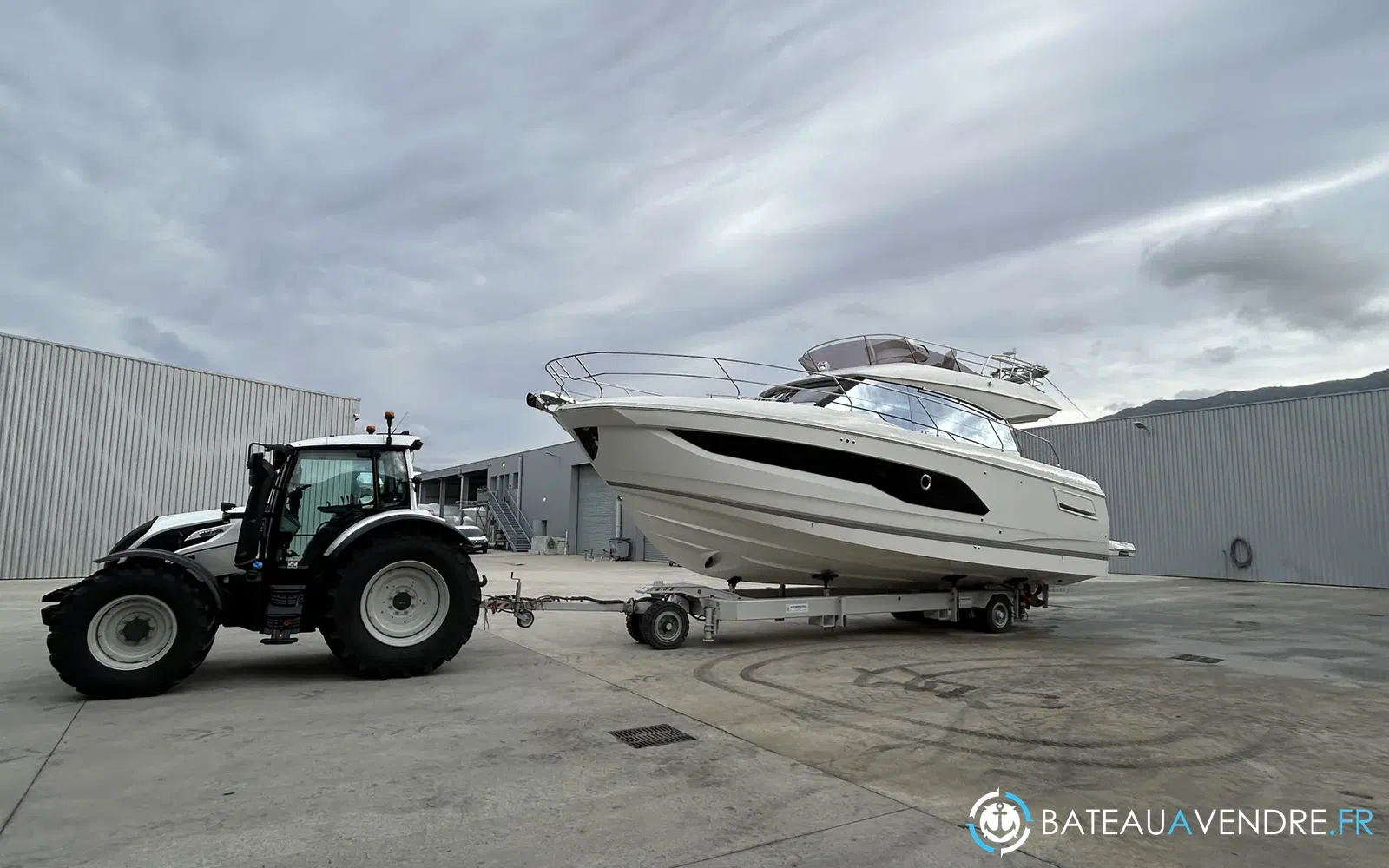 slider 6 Prestige Yachts 420 Fly