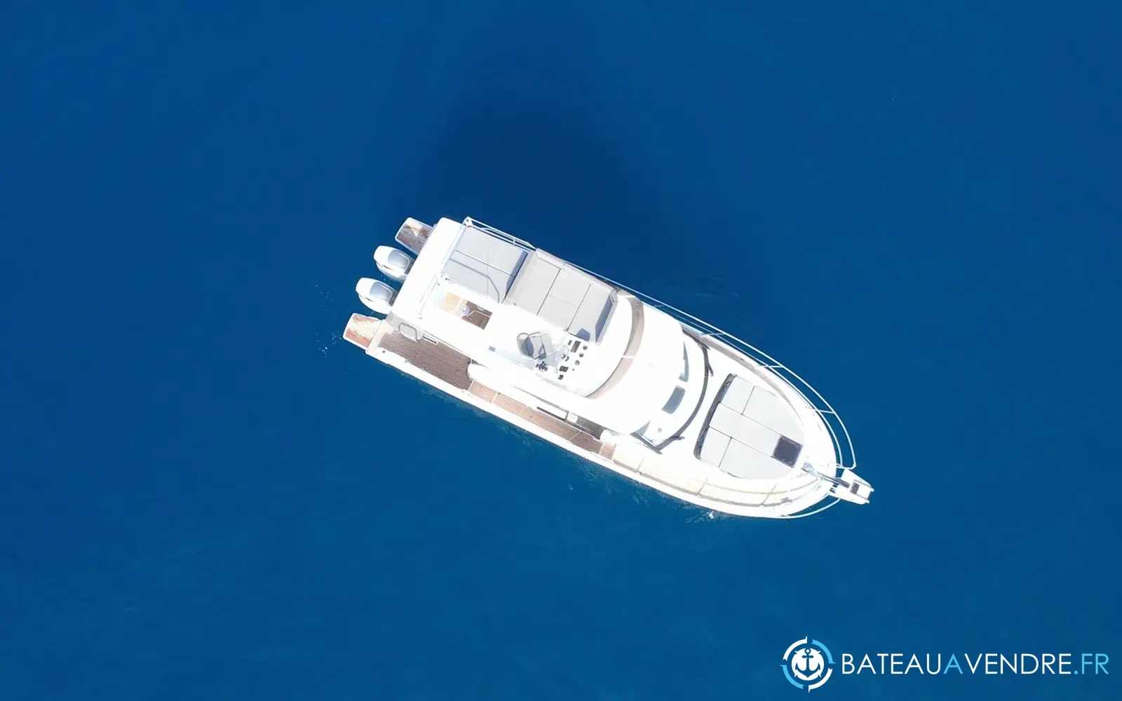 slider 12 Beneteau Antares 11