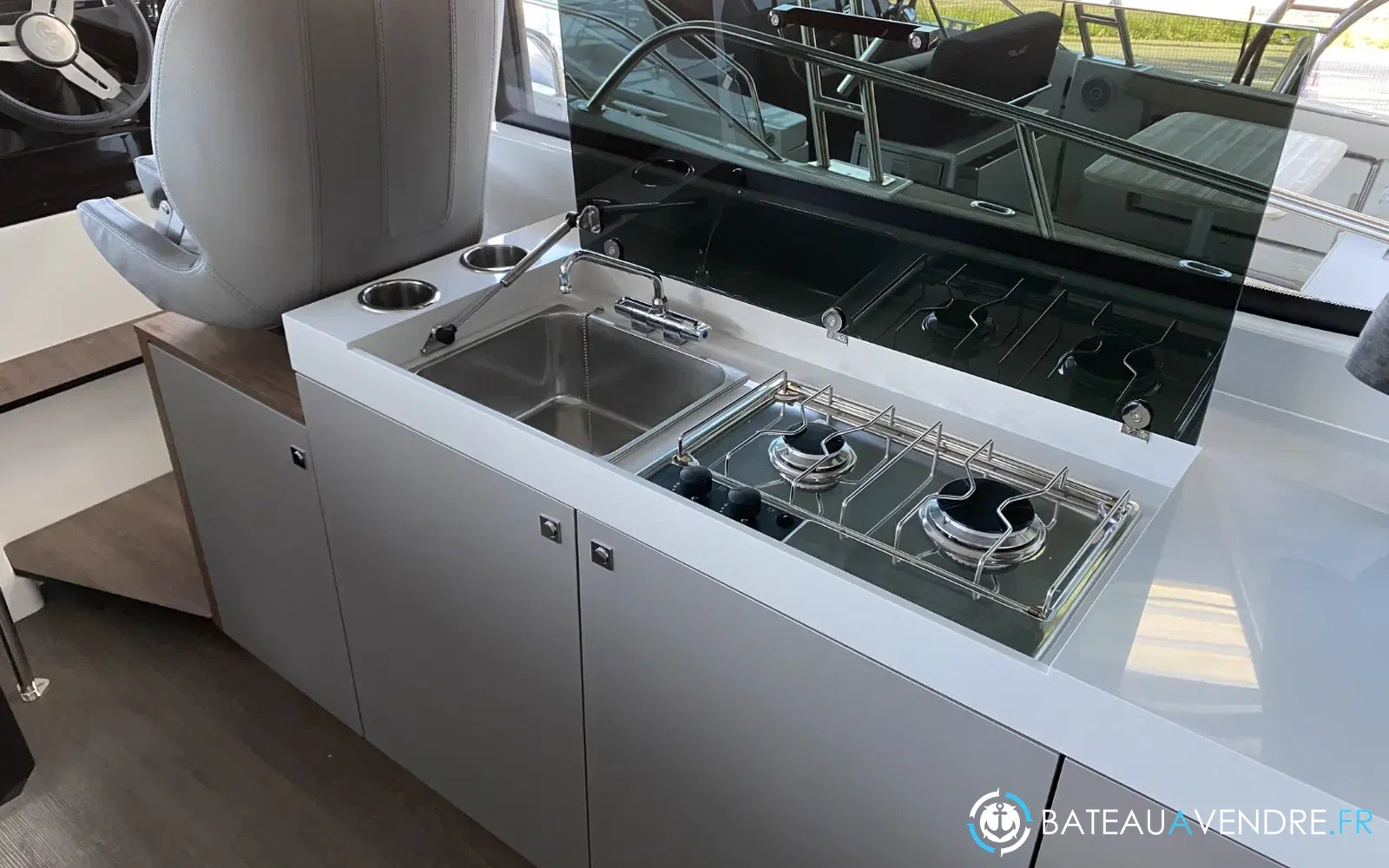 slider 25 Beneteau Antares 11