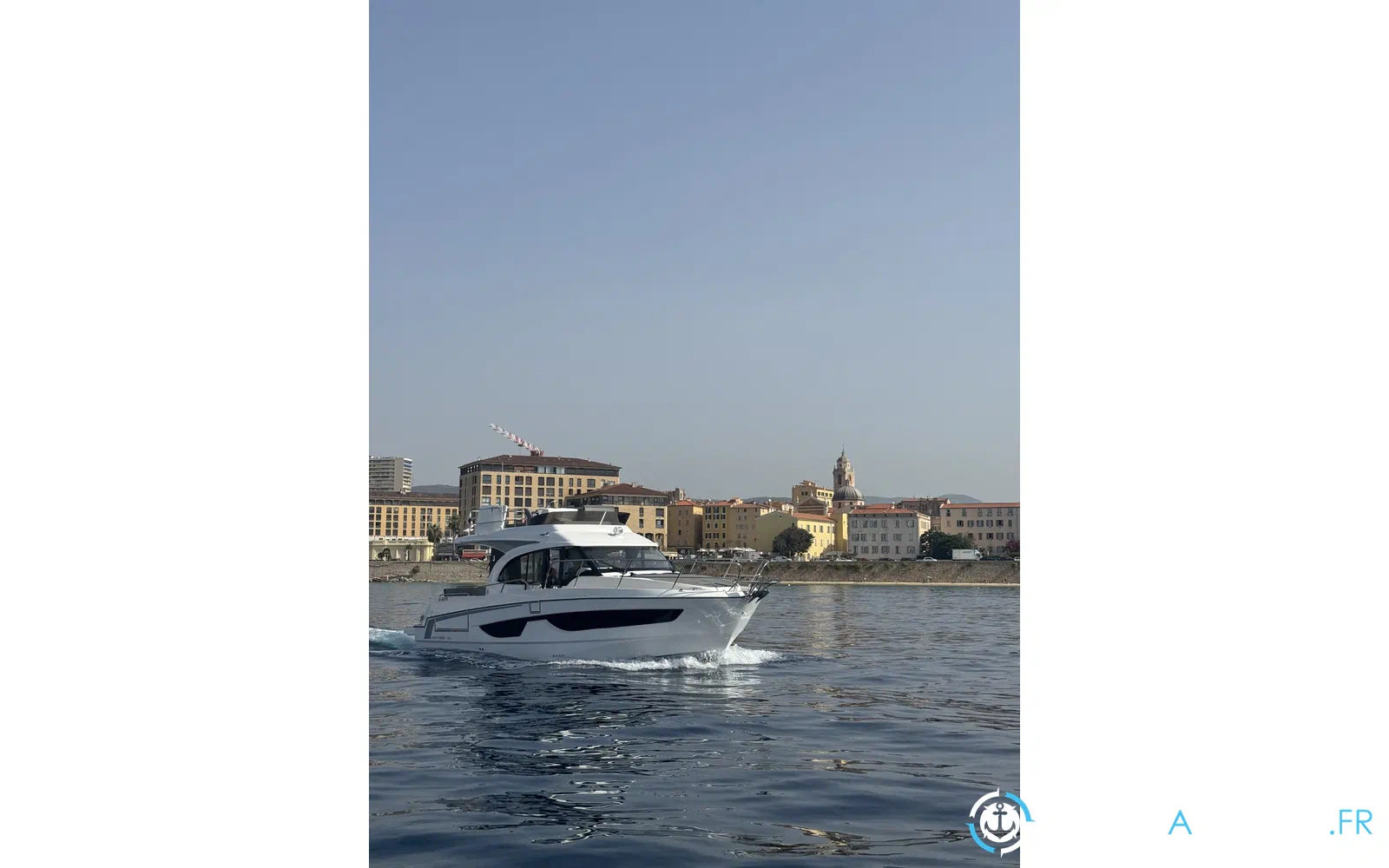 slider 2 Beneteau Antares 11 Fly