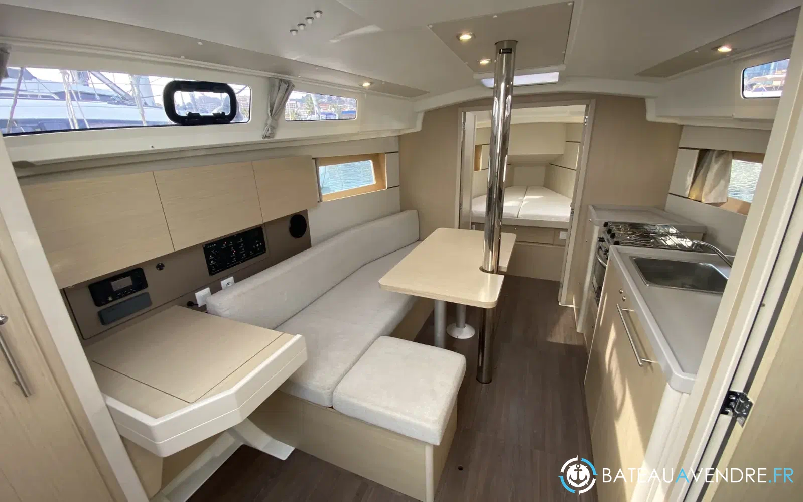 slider 9 Beneteau Oceanis 35.1