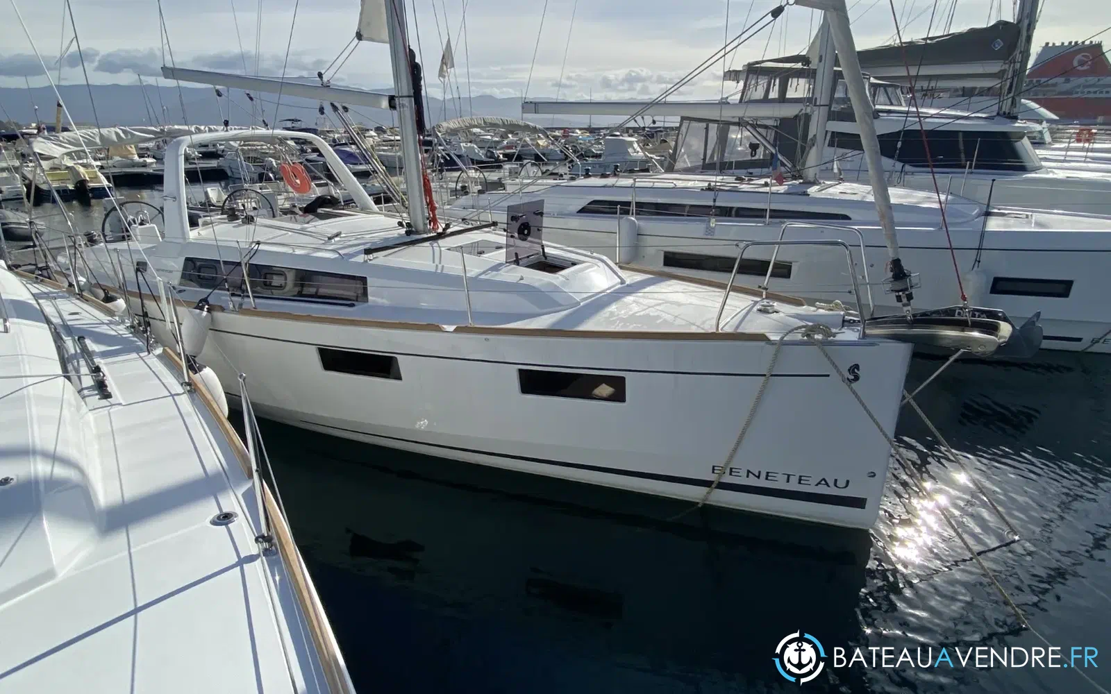 slider 1 Beneteau Oceanis 35.1