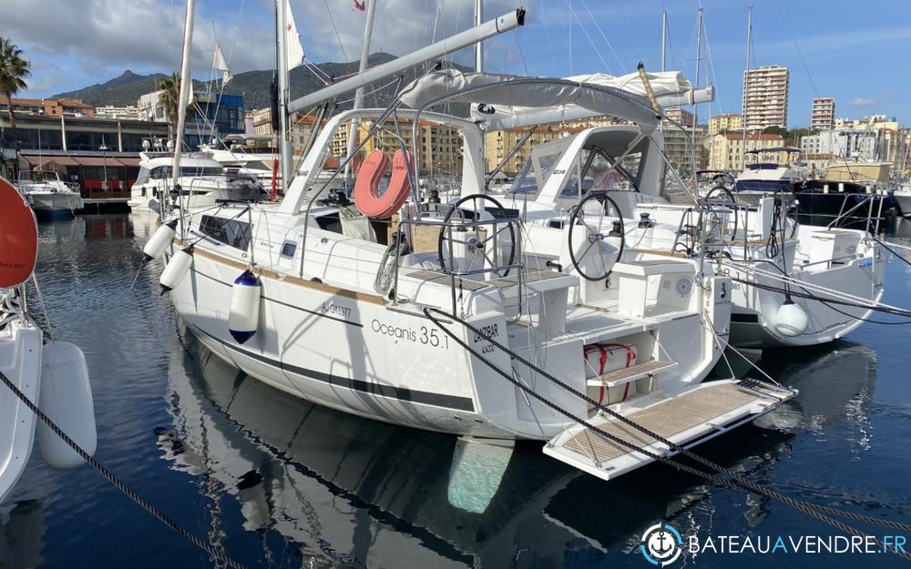 Beneteau Oceanis 35.1 exterieur photo 3