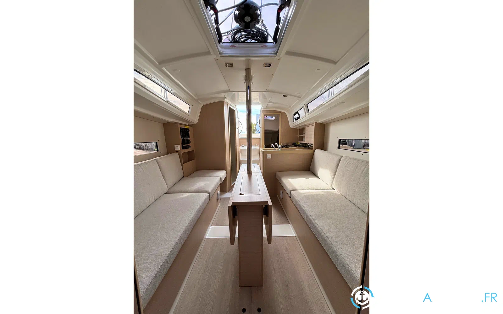 slider 10 Beneteau Oceanis 30.1