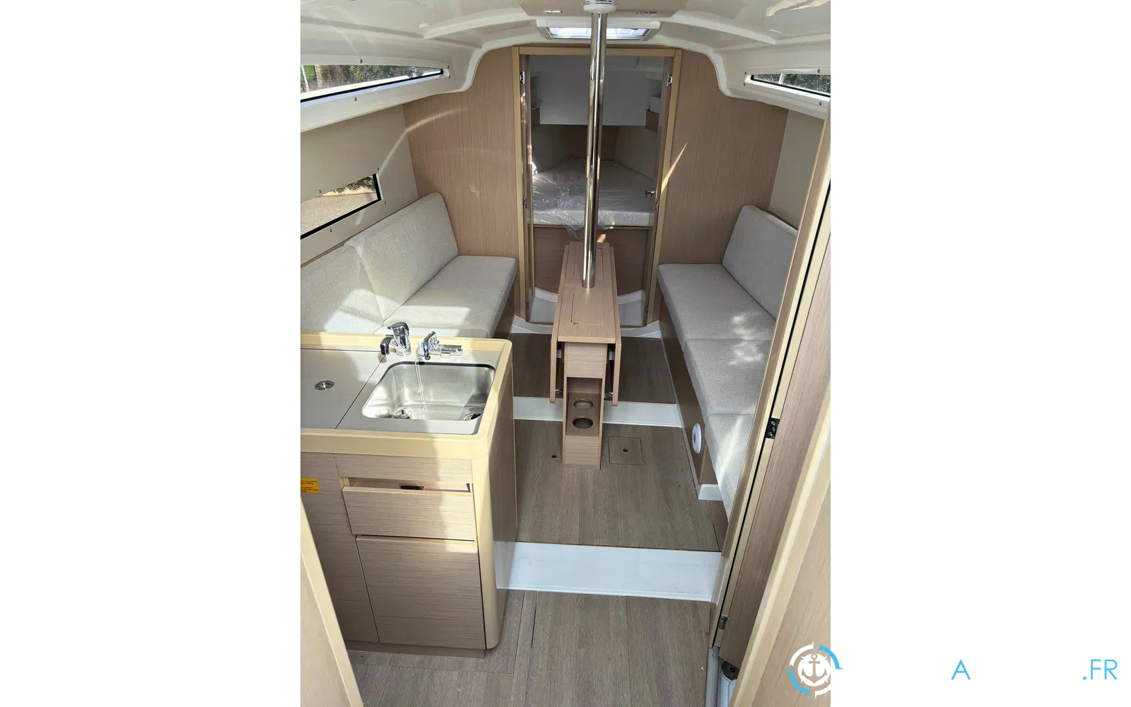 slider 8 Beneteau Oceanis 30.1