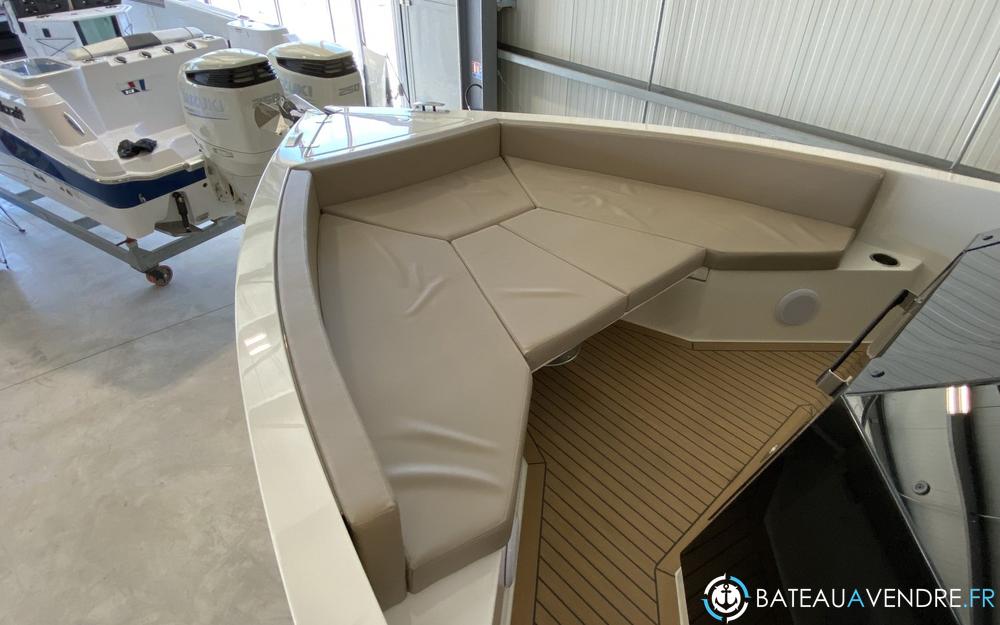 De Antonio Yachts D28 interieur photo 5