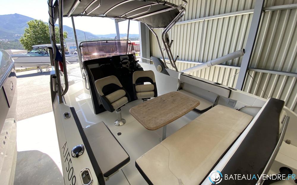 Beneteau Flyer 7.7 SPACEdeck  interieur photo 5