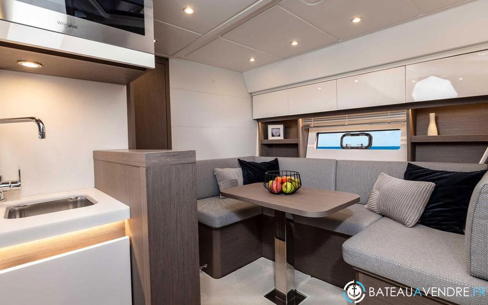 Beneteau Gran Turismo 45 interieur photo 4