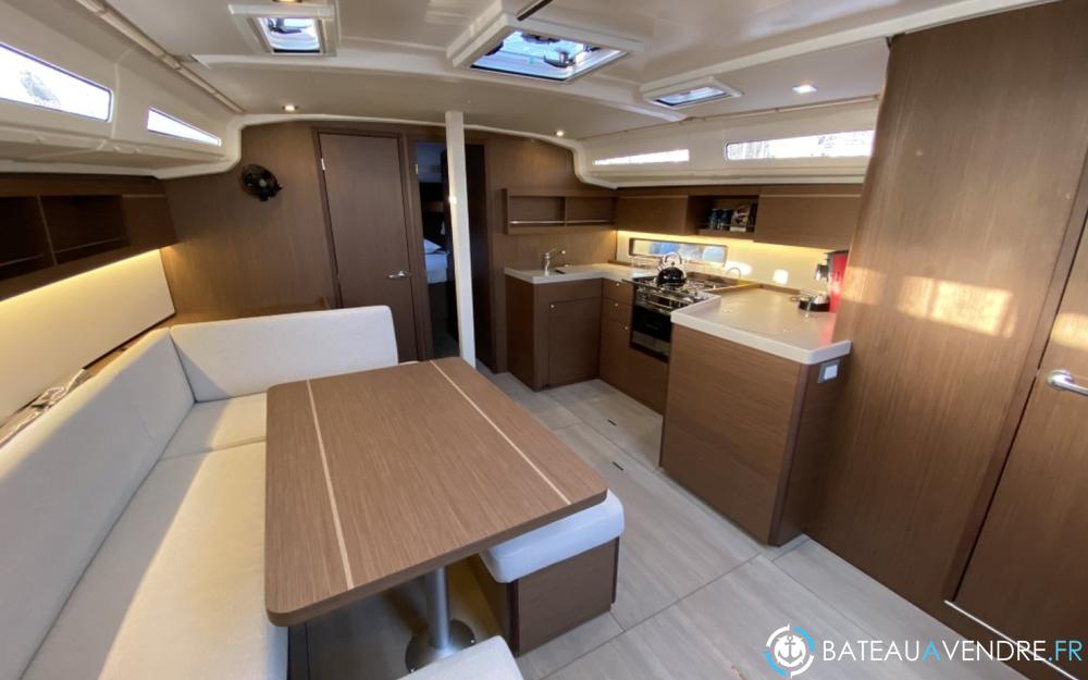 Beneteau Oceanis 40.1 interieur photo 3