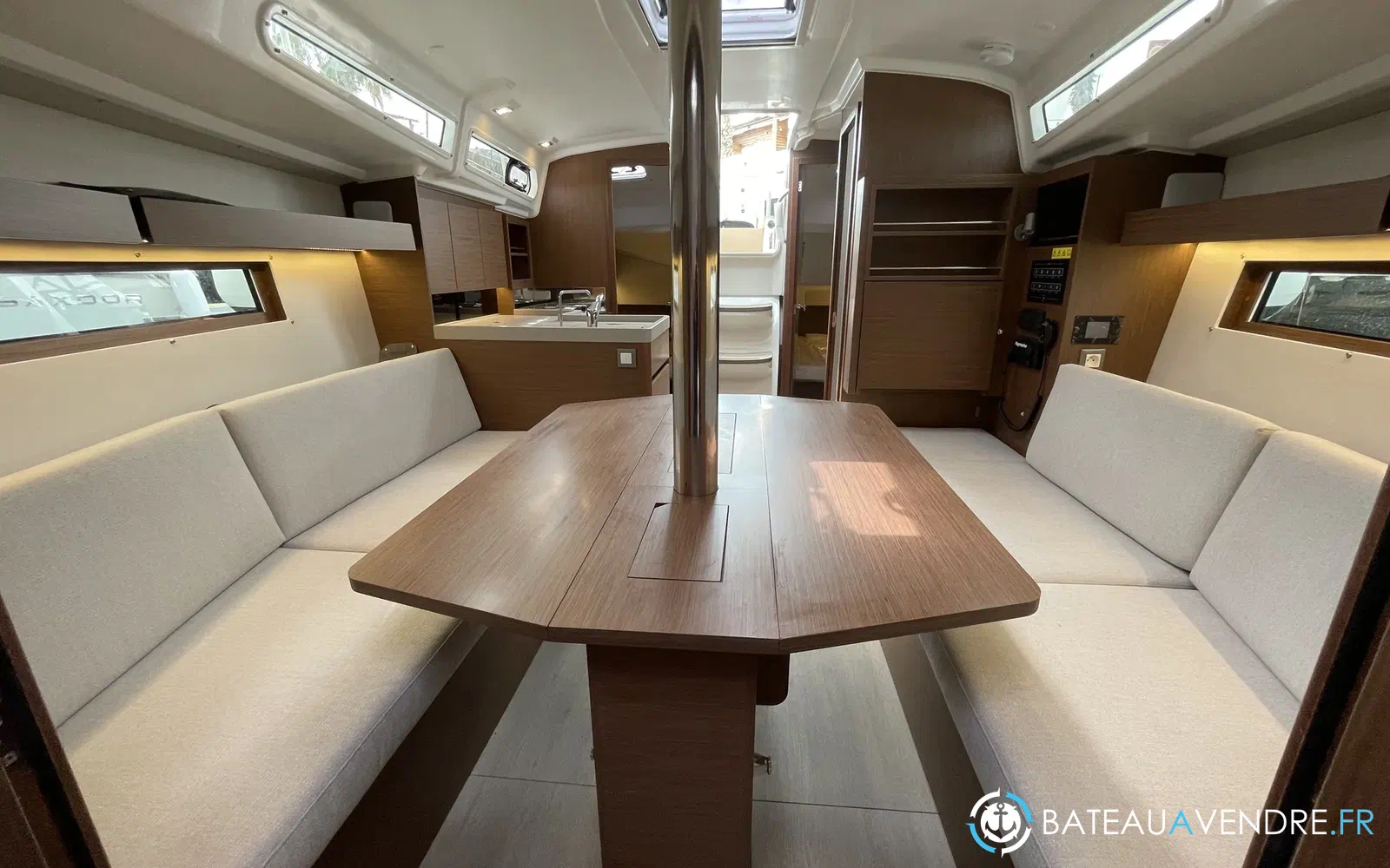 slider 18 Beneteau Oceanis 34.1