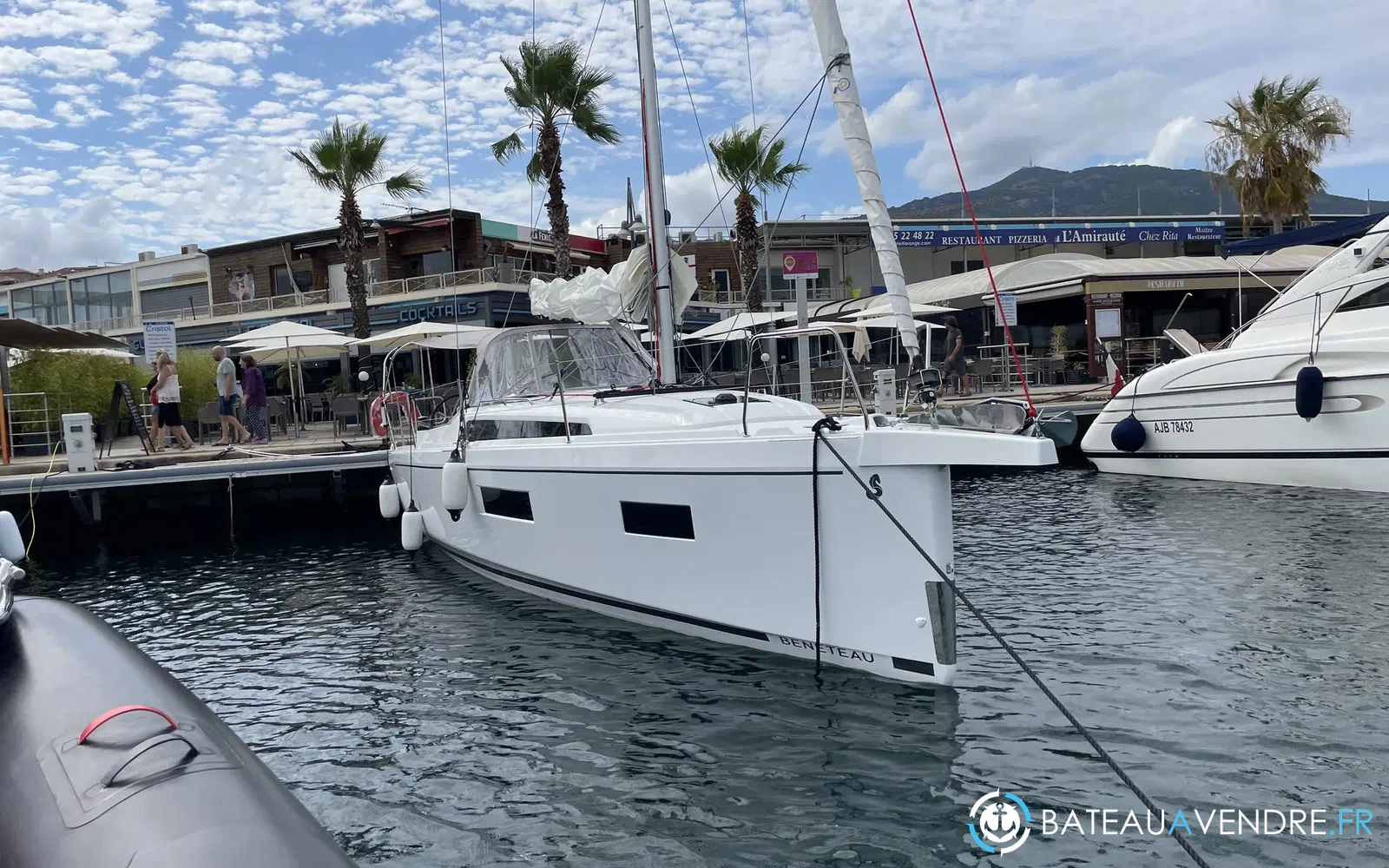 slider 2 Beneteau Oceanis 34.1