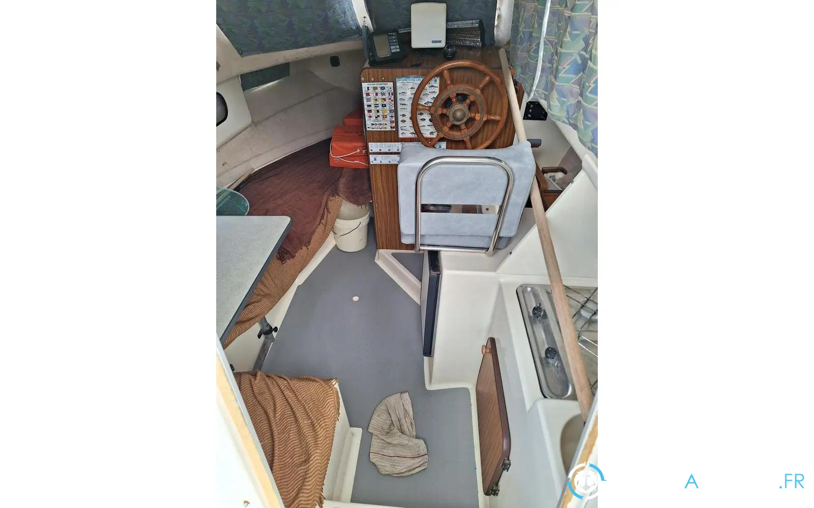 slider 13 Guymarine GM 680