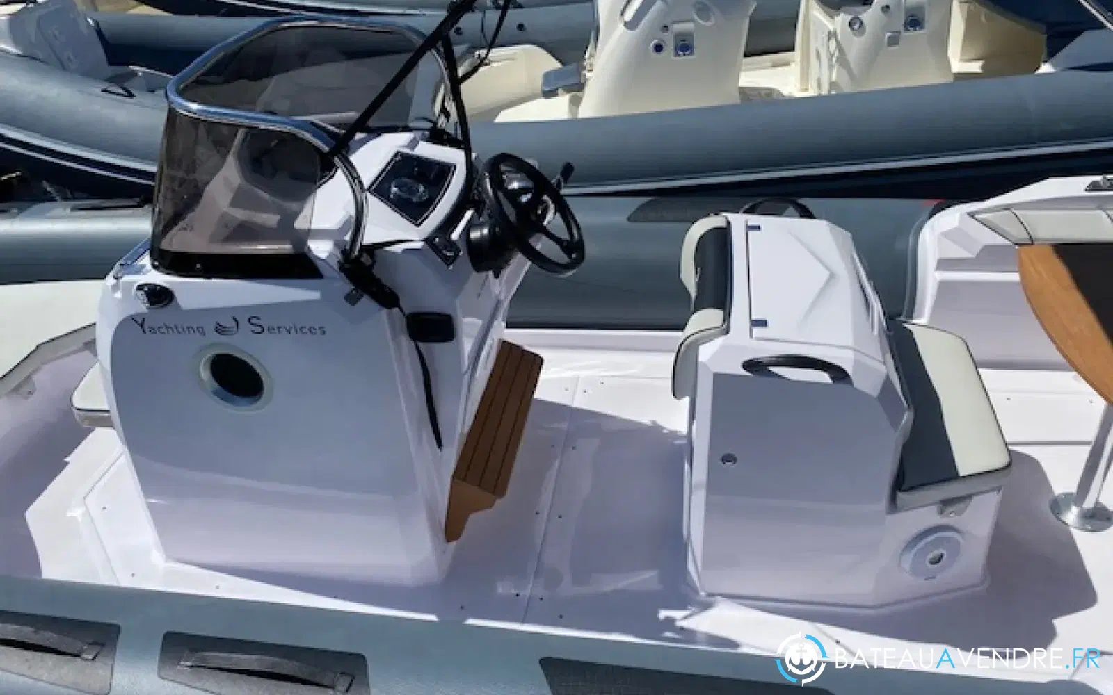 slider 3 Ranieri Cayman 26 Sport Touring