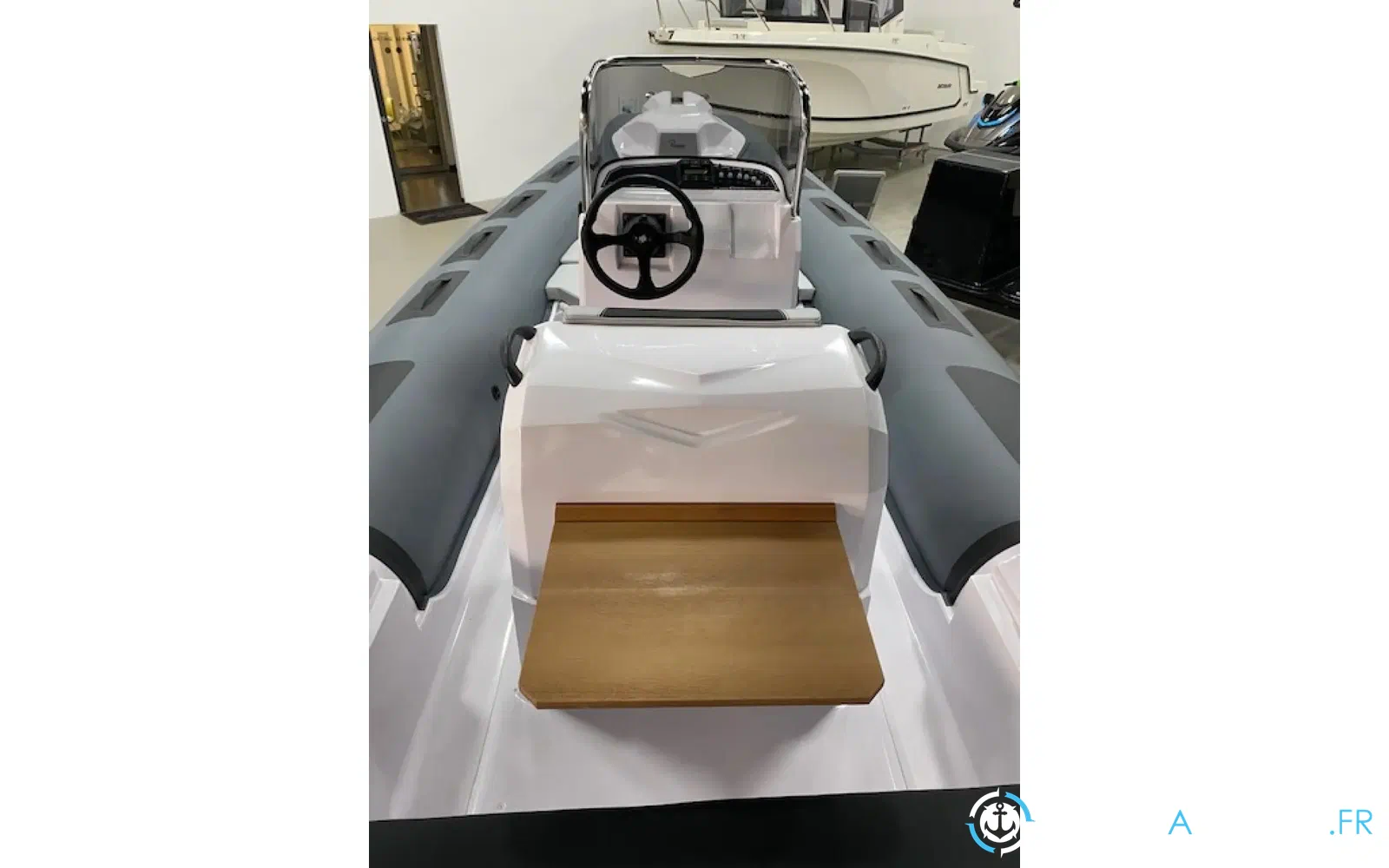 slider 9 Ranieri Cayman 21 Sport