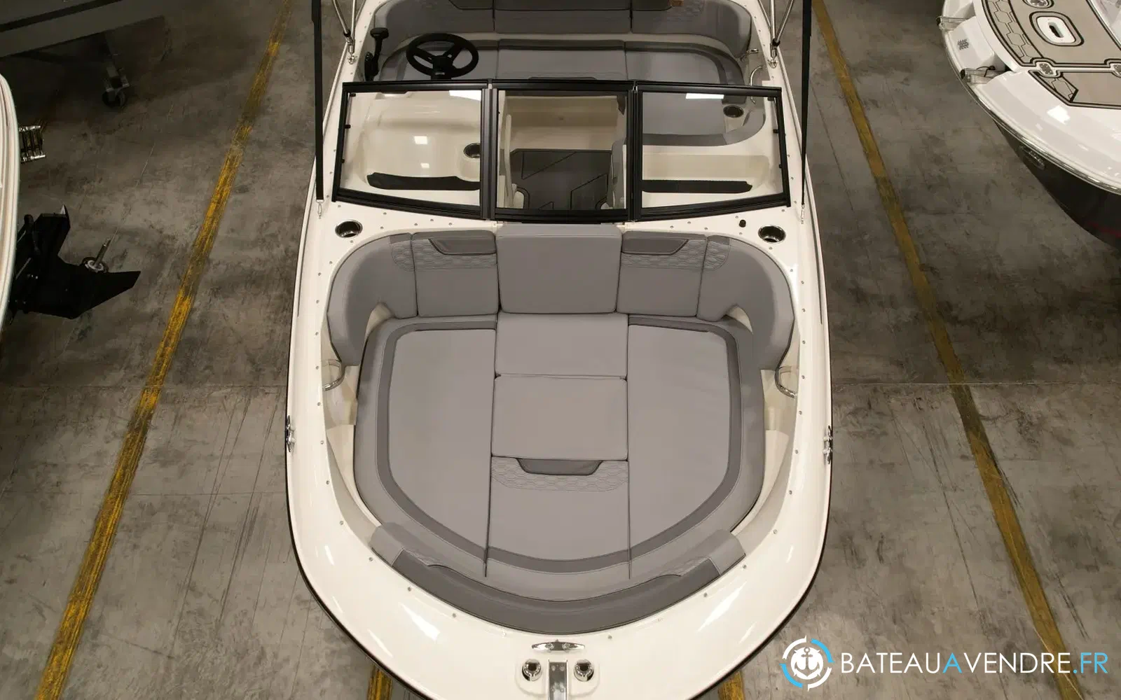 slider 1 Bayliner Element M17