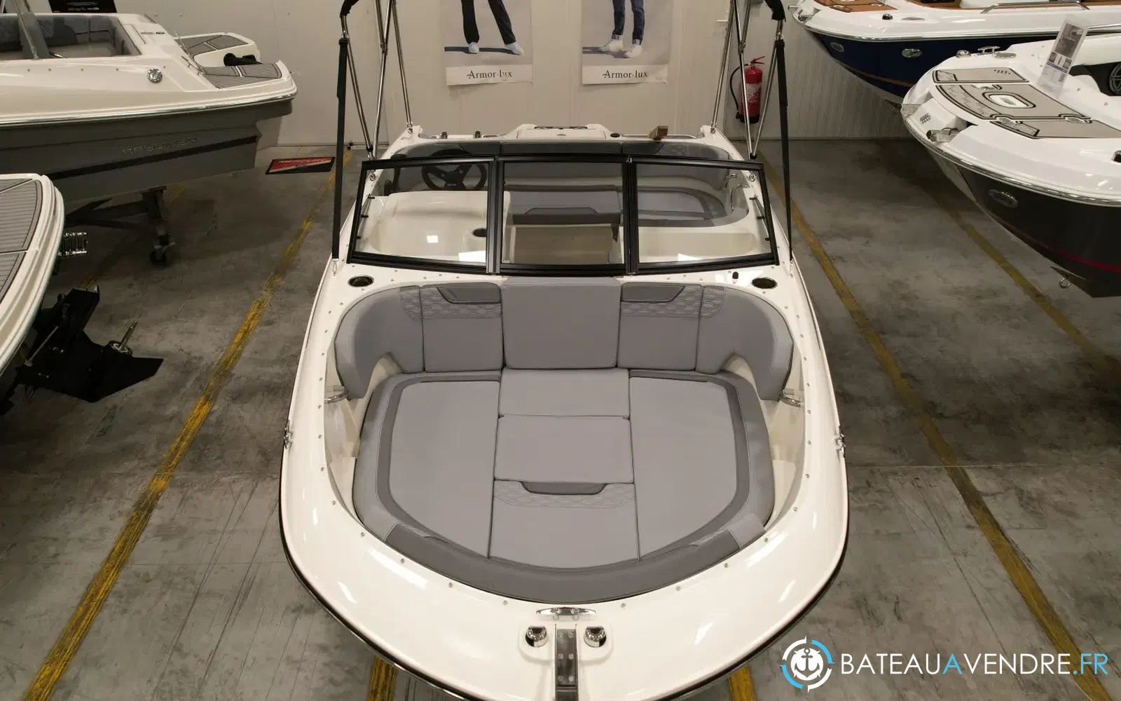 slider 4 Bayliner Element M17