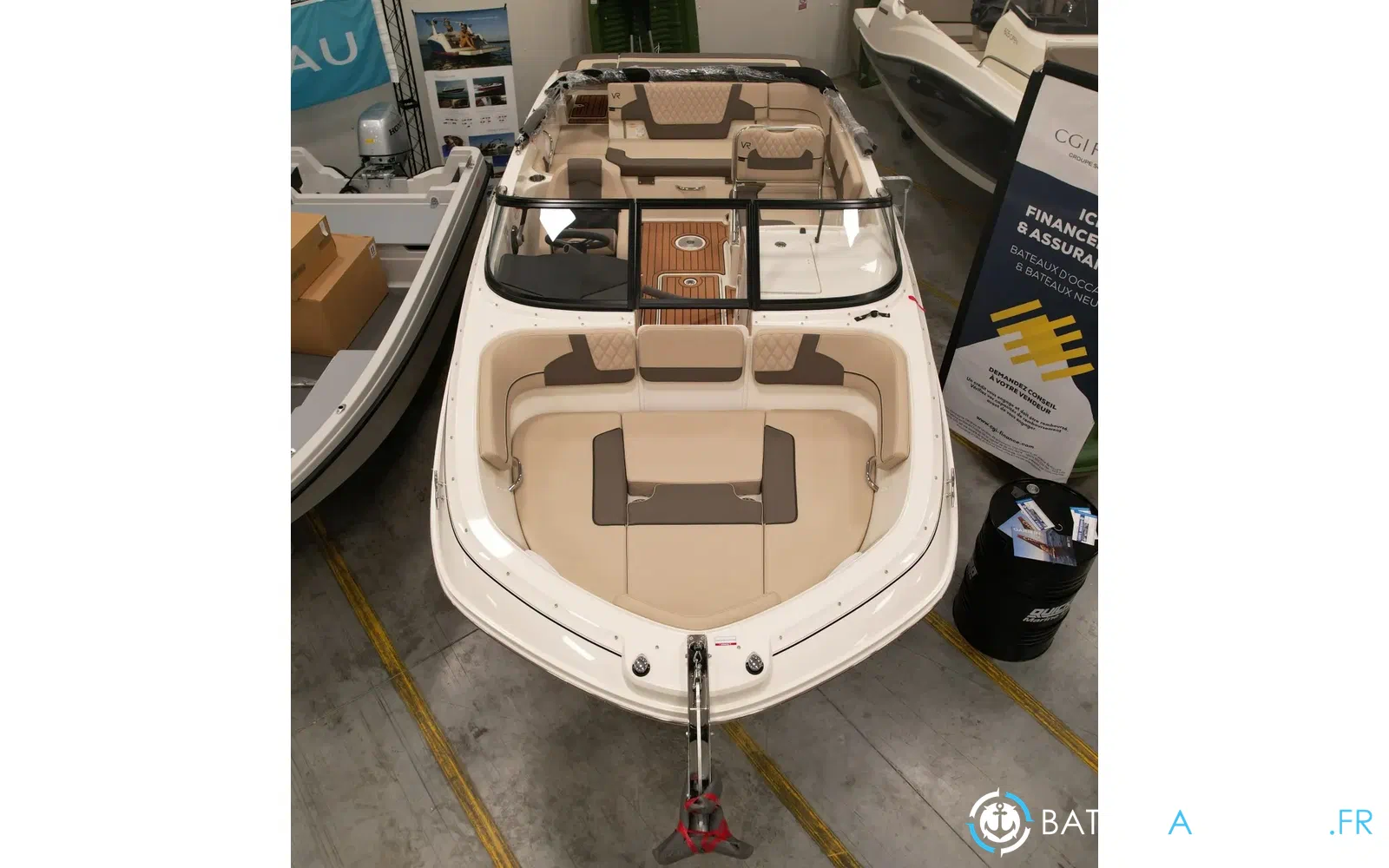 slider 0 Bayliner VR6