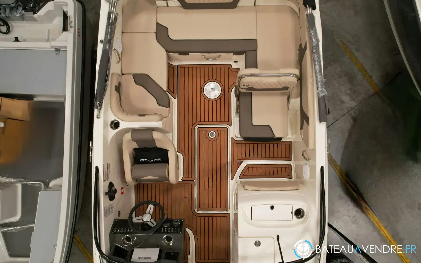 slider 3 Bayliner VR6