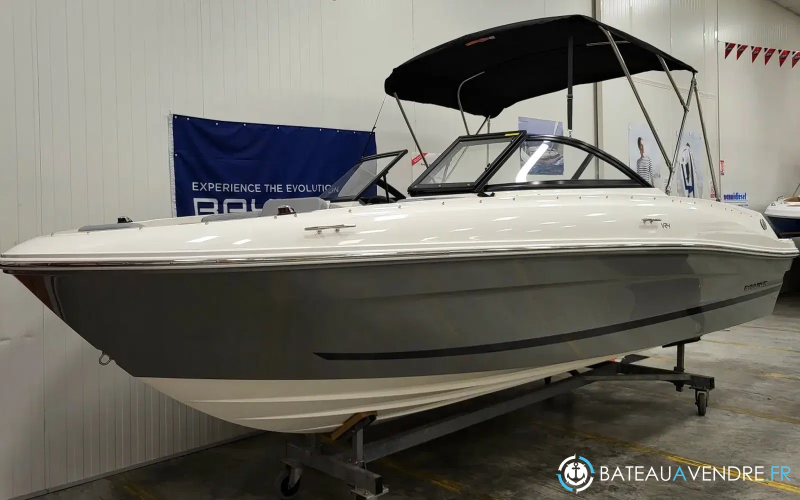 slider 12 Bayliner VR4 OB