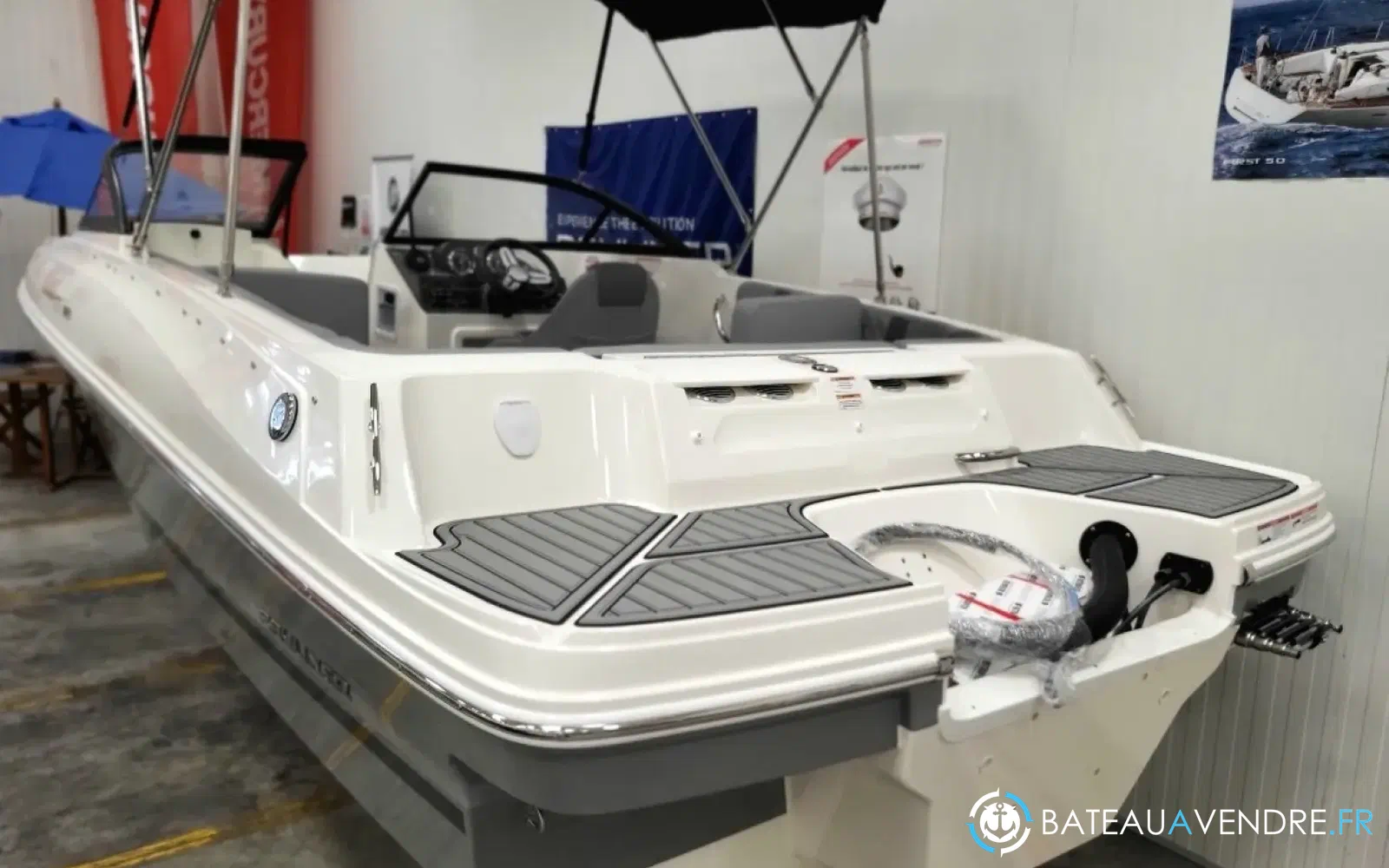 slider 11 Bayliner VR4 OB