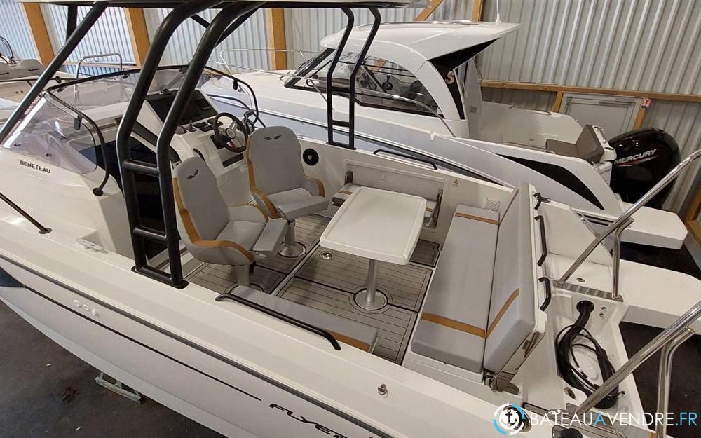 Beneteau Flyer 8 SUNdeck V2 exterieur photo 2