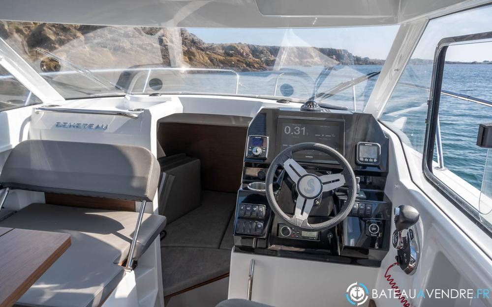 Beneteau Antares 8 electronique / cockpit photo 4