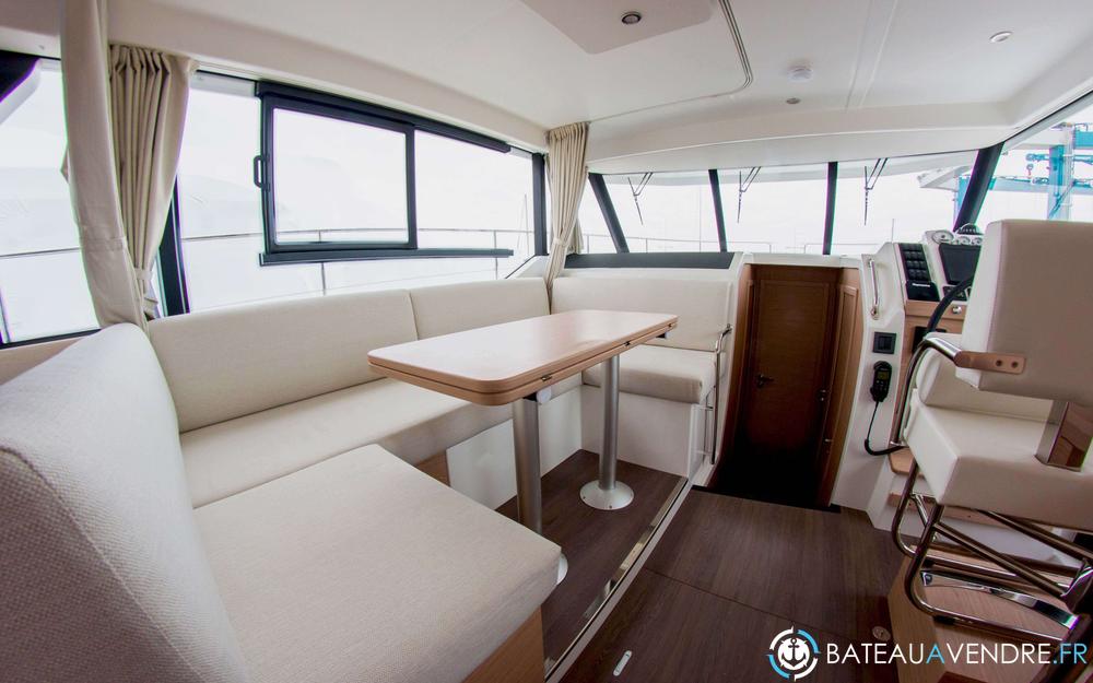 Beneteau Swift Trawler 41 Fly interieur photo 5