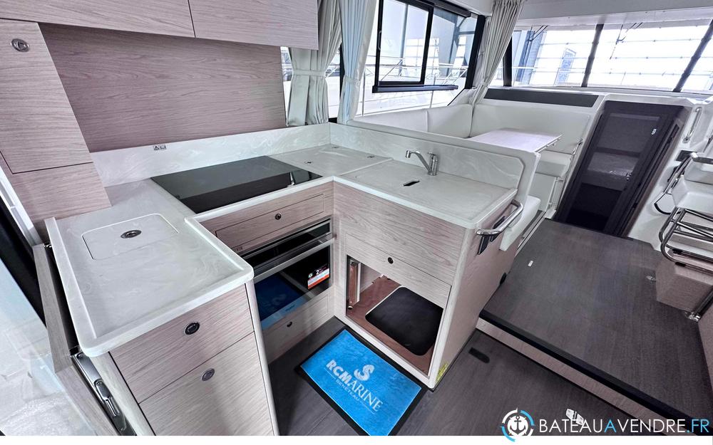 Beneteau Swift Trawler 41 Fly cuisine / salle de bain photo 4