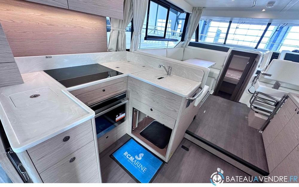 Beneteau Swift Trawler 41 Fly cuisine / salle de bain photo 5