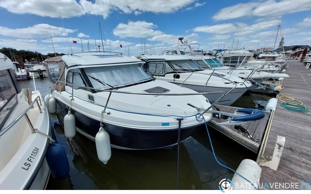 Beneteau Antares 8 OB exterieur photo 3