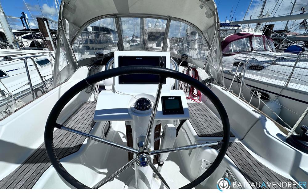 Beneteau Oceanis 31 electronique / cockpit photo 3