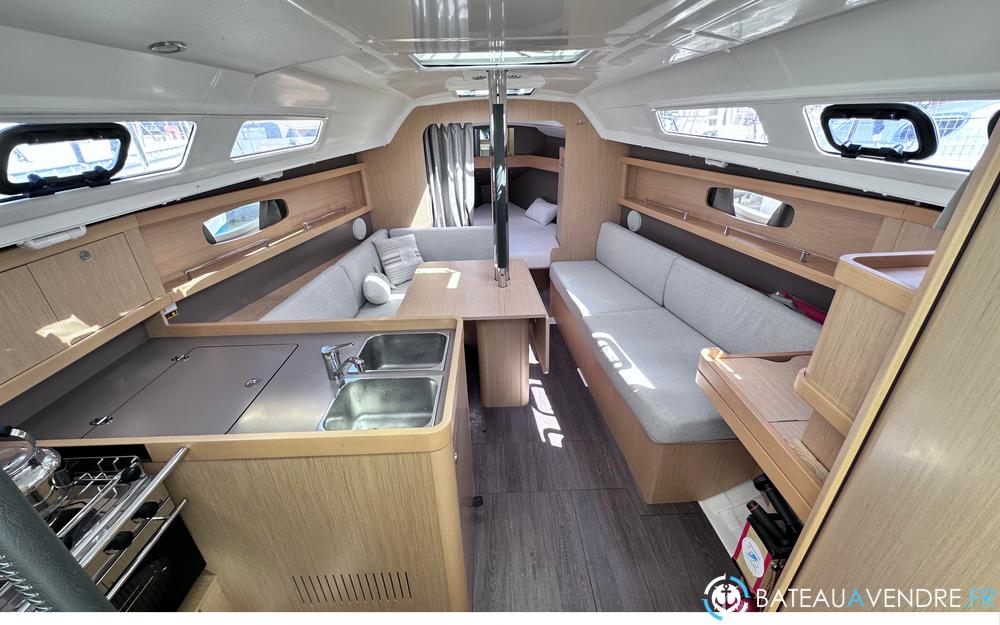 Beneteau Oceanis 31 interieur photo 4