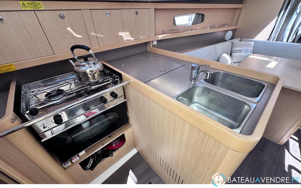 Beneteau Oceanis 31 cuisine / salle de bain photo 5