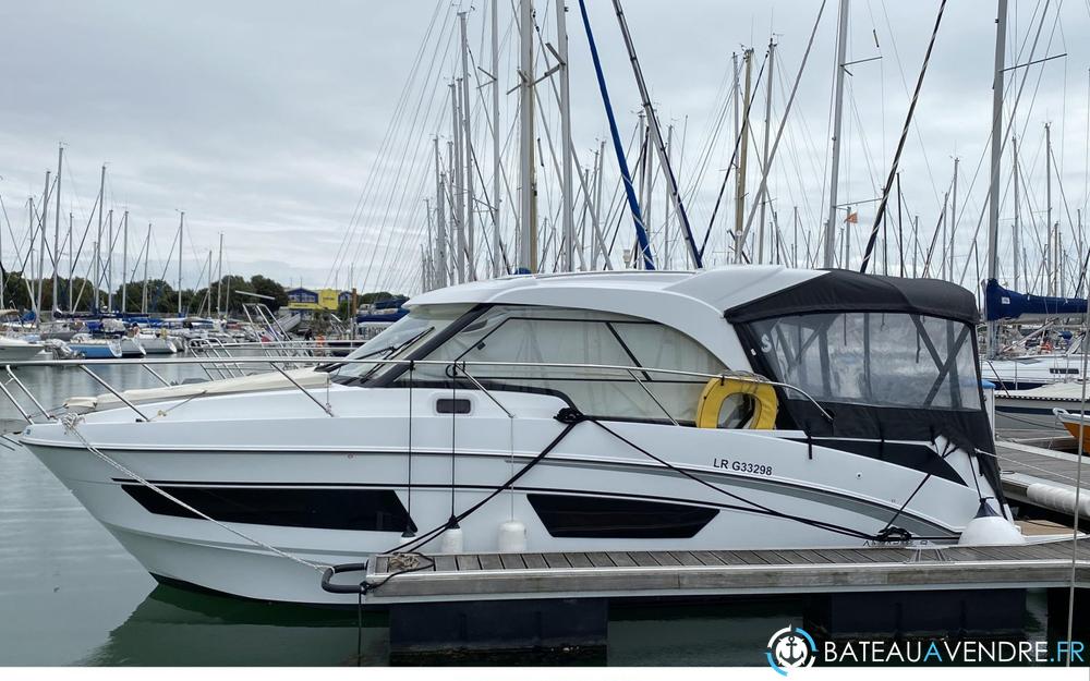 Beneteau Antares 9 OB exterieur photo de présentation