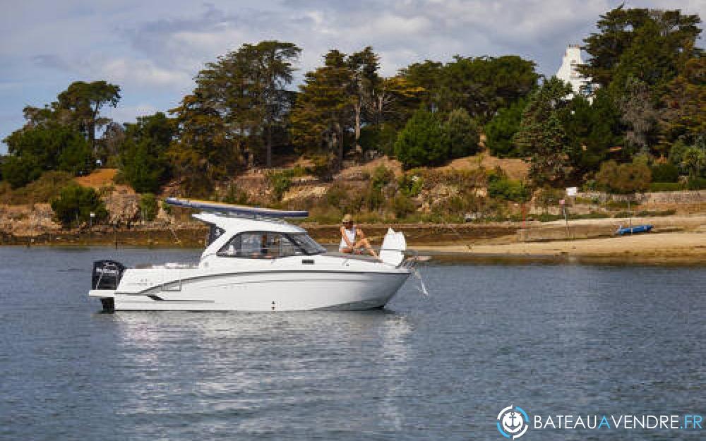 Beneteau Antares 7 V2 exterieur photo de présentation