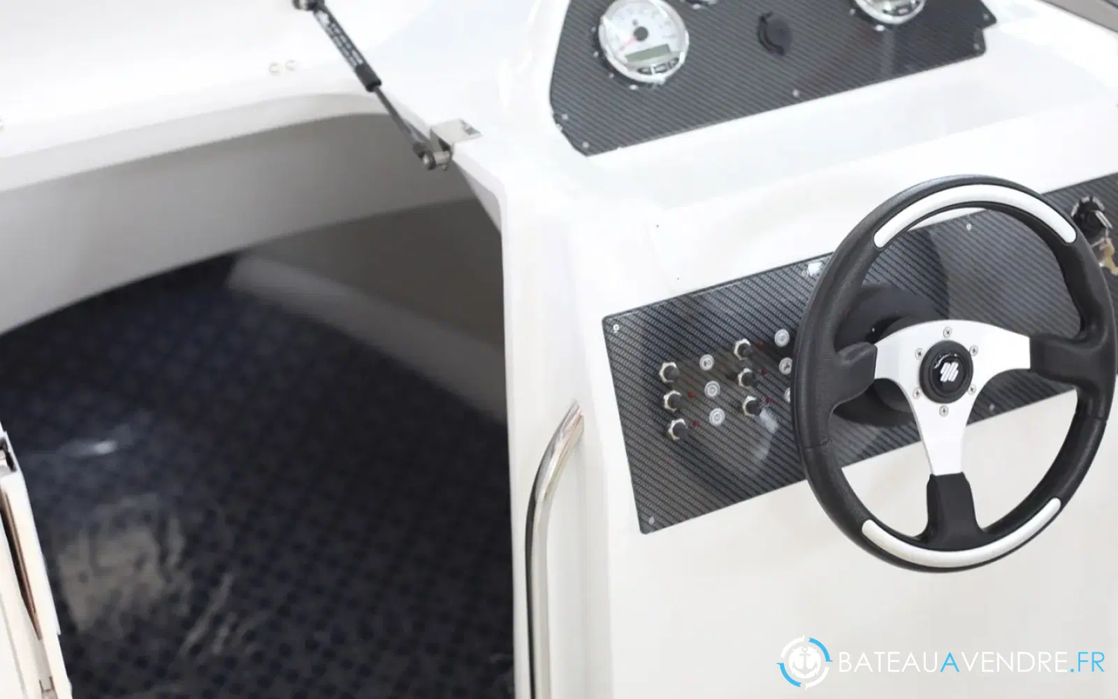 slider 3 Marinello 19 Sport Cabin