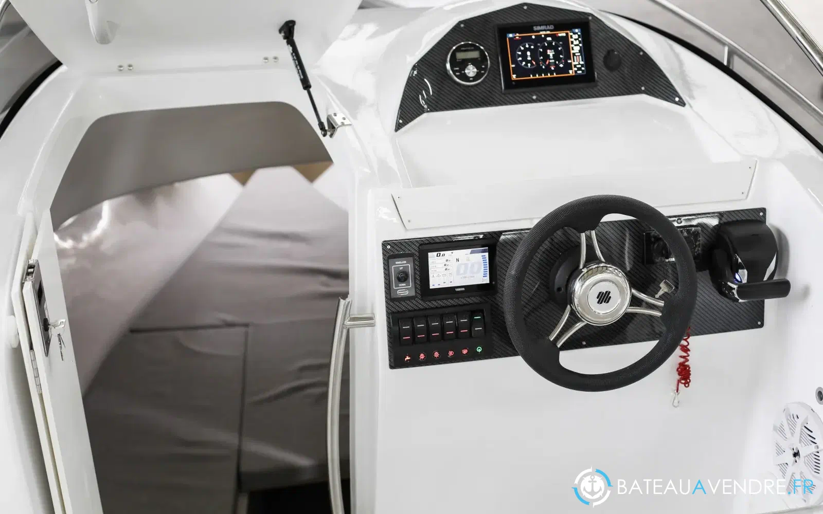 slider 2 Marinello 650 Cabin