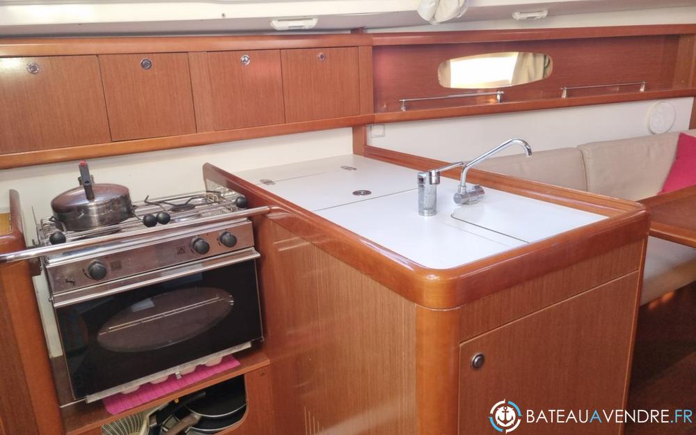 Beneteau Oceanis 31 cuisine / salle de bain photo 3