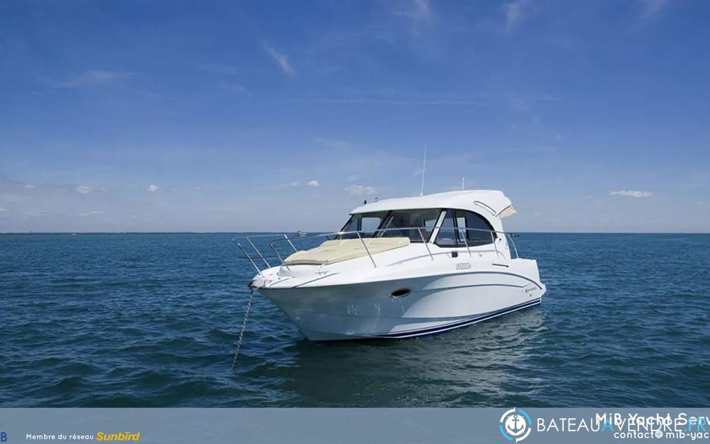 Beneteau Antares 30 S exterieur photo de présentation