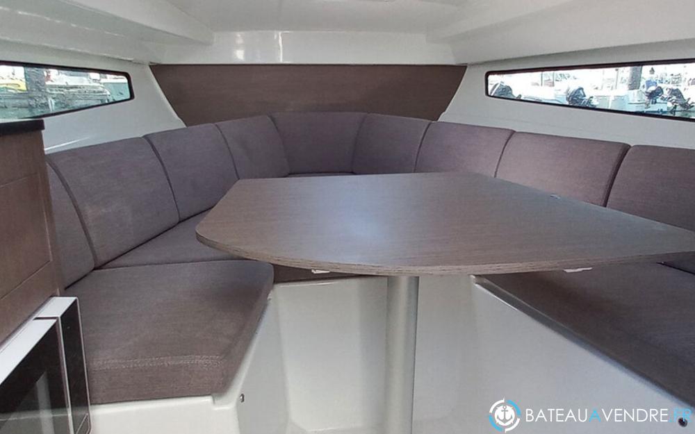 Beneteau Flyer 8 SUNdeck interieur photo 4